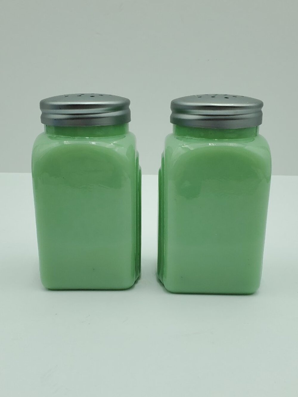 Jadeite Salt & Pepper Shakers Green Milk Glass Shaker Set with S & P Initials - Picture 7 of 8